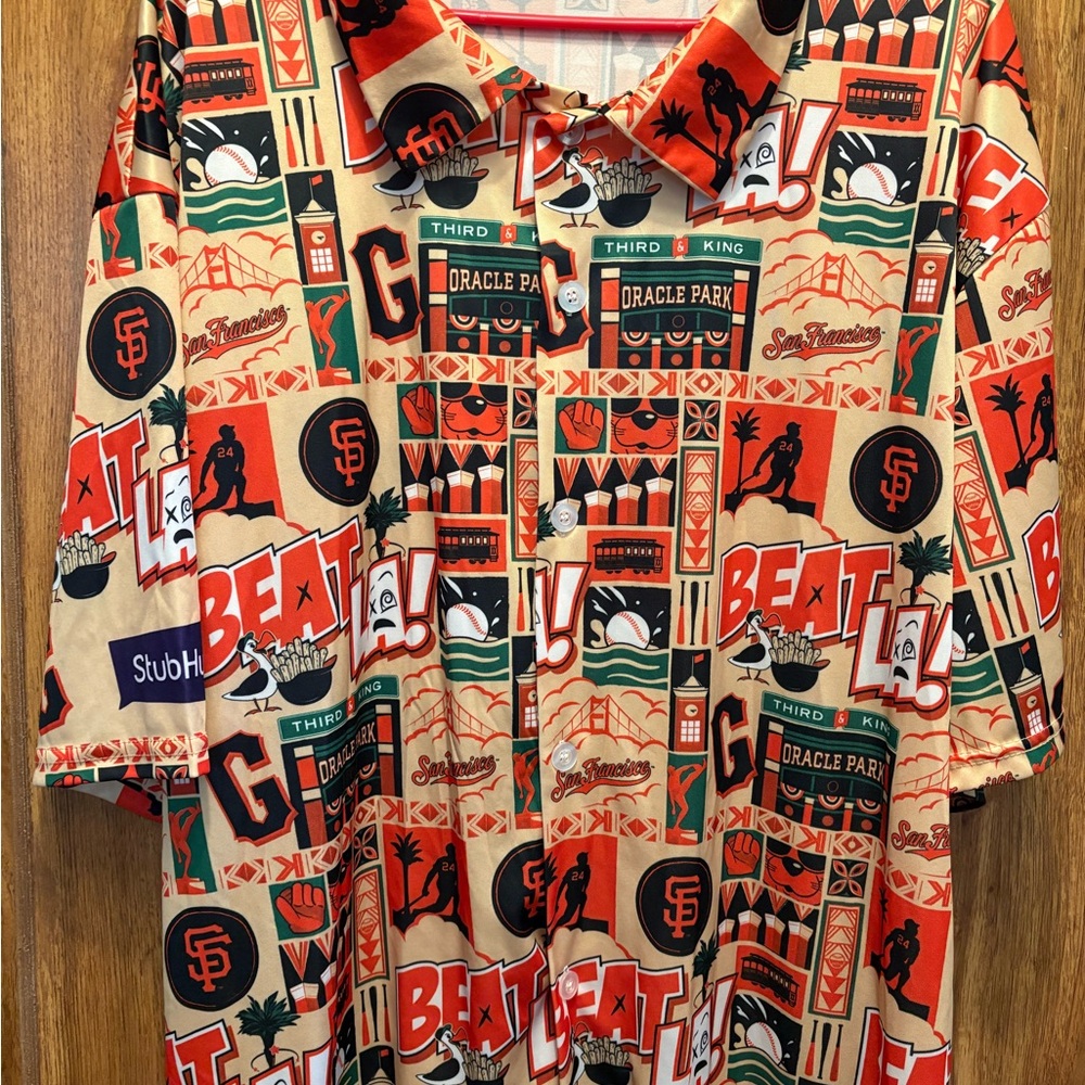 MLB Men's SF Giants ‘Beat LA’ Aloha Shirt